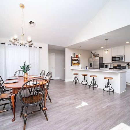 New Beautiful 3 Bedroom Condo In Bettendorf Exterior foto