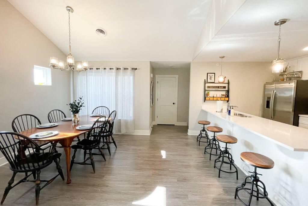 New Beautiful 3 Bedroom Condo In Bettendorf Exterior foto